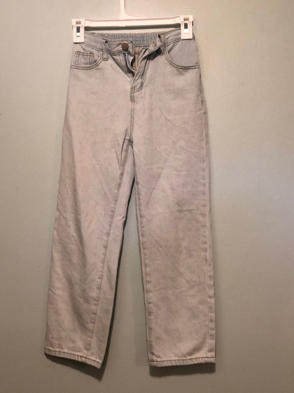 Girls Shein Light Blue Jeans -   USA size 10   /  EUR  140